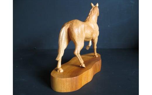 【数量限定】飛騨一位一刀彫 駿馬（小） | 伝統工芸品 いちい イチイ 一位一刀彫 一位一刀 一刀彫 工芸品 縁起物 品 置物 木彫り 飛騨高山 吉野彫刻所 MC036