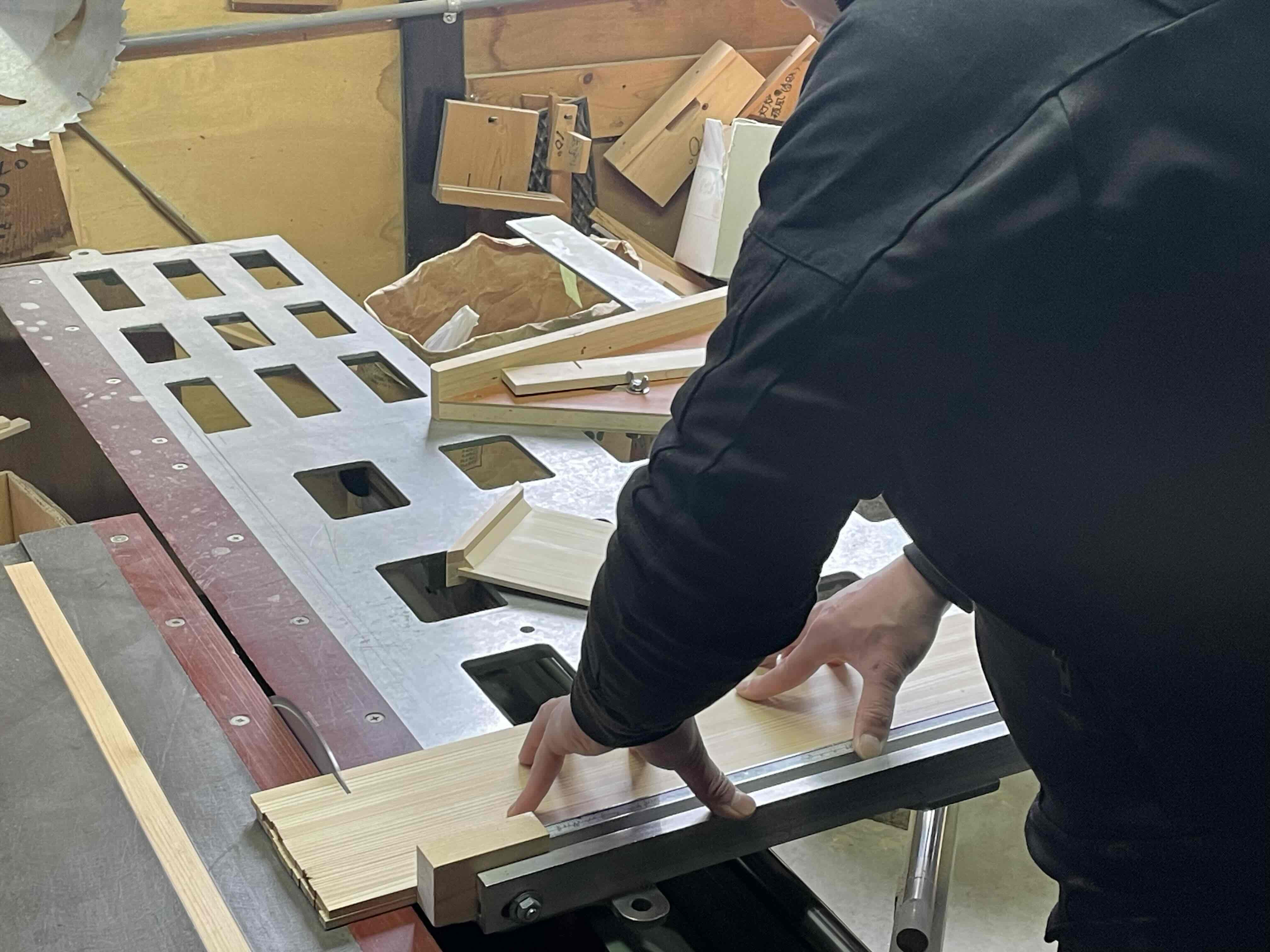 軽くて柔らかい 杉で作ったティッシュBOX | インテリア 雑貨 木工 ウッド リビング 飛騨高山 増田工芸 NB003