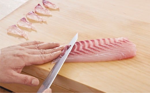 ■ミシュラン料理人　橋本幹造　両刃包丁　刺身 ◇ 貝印 (AB5514)