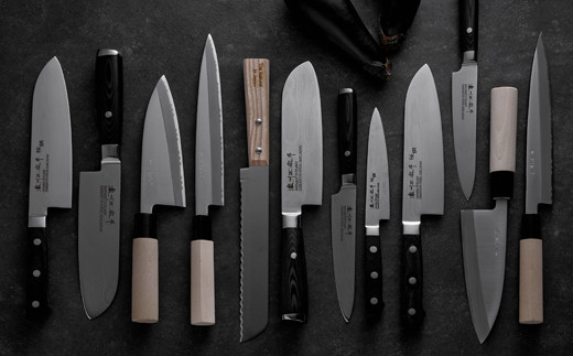 H10-13 濃州正宗作 出刃包丁（鋼）