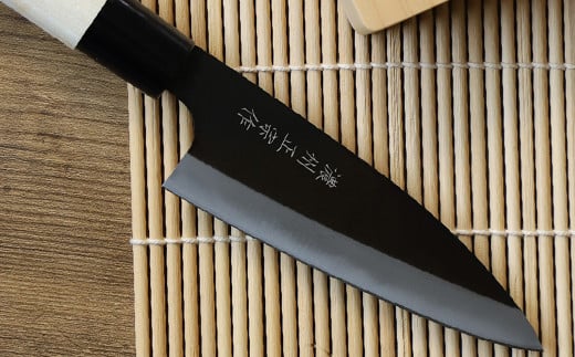 【濃州正宗作 鋼和包丁 幅広小包丁135mm】 70年以上の歴史ある工場がつくる伝統のハガネ和包丁 H6-124