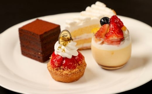 フレンチレストラン　ラパンアジル　お食事御招待券　5000円分