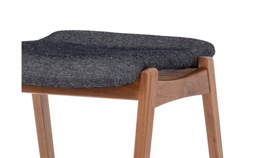 D82-01 IGNITE スツール【ウォルナット材】JIG-DSW192 PNW/CモノリスCN