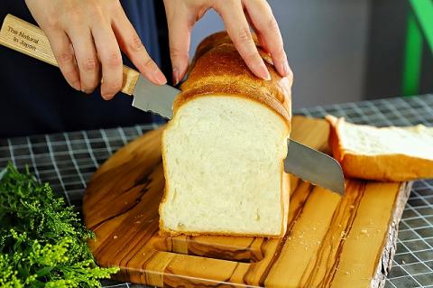 H5-34 The Natural in Japan ブレッドナイフ 【7営業日以内に発送】