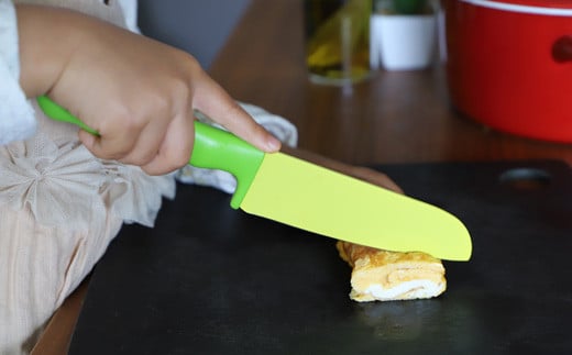 2021年新製品 【さやえんどうの形をした小さなこども包丁】 かわいくても、ちゃんとした関の包丁です H5-194