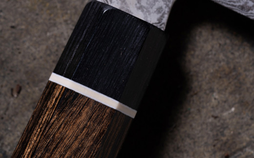 H35-21 ブラックダマスカス三徳包丁 BD-04 黒