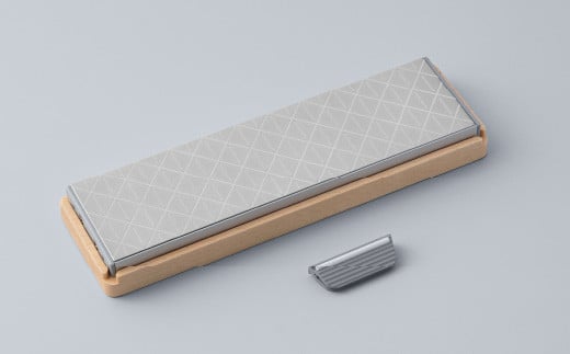 【最長12ヶ月で発送】＜日本初の超硬合金包丁＞ KISEKI:ペティ［ヤマザクラ］・ダイヤモンド砥石セット ～ グッドデザイン賞受賞 (R5.10) テレビ紹介多数！ 毎日放送「 所さんお届けモノです！ 」(R6.6.8)　TBS「 ララLIFE 」(R5.5)