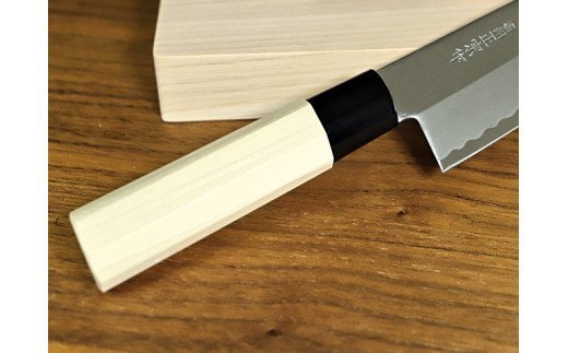 H15-20 濃州正宗作 鋼和包丁 三徳包丁（専用砥石＋研ぎ方DVD付き）