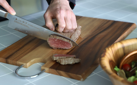 H22-28 濃州正宗作 オールステンレスダマスカス牛刀 210mm ～継ぎ目のない一体構造。70年以上の歴史ある工場がつくる本格派のダマスカス包丁～