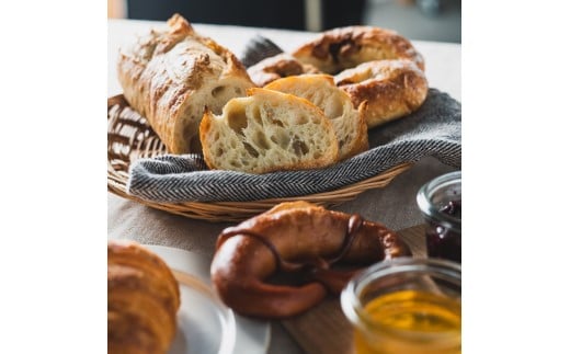 ペイザンおすすめセット（約10種詰合せ） ～地元の超人気店 天然酵母フランス田舎パン～ 【配送不可地域：離島・一部山間部等】