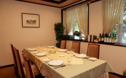 フレンチレストラン　ラパンアジル　お食事御招待券　5000円分