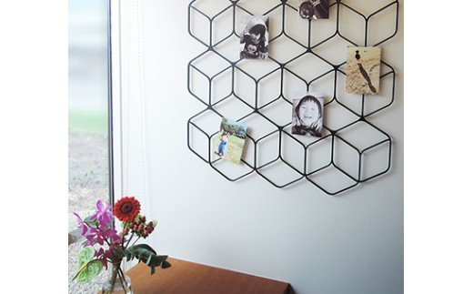 D158-01 Fe Wall Deco L