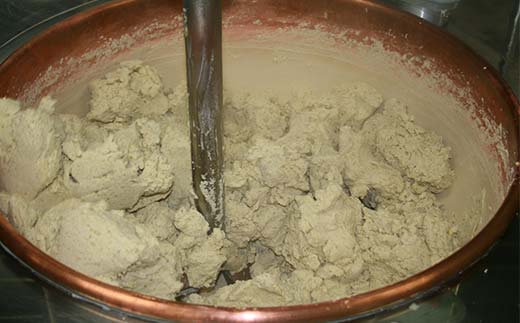 ＜加子母の里 仁太郎＞栗きんとん10個入 栗 くり 栗きんとん おやつ 菓子 和菓子 デザート スイーツ F4N-1778