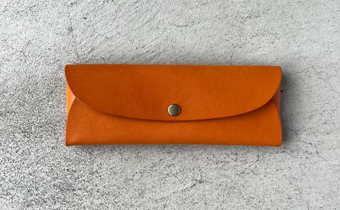 本革 ノンステッチのペンケース 栃木レザー　ブラック