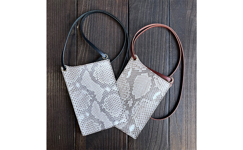 本革 スマホショルダー ダイヤモンドパイソンレザー ブラウンベース