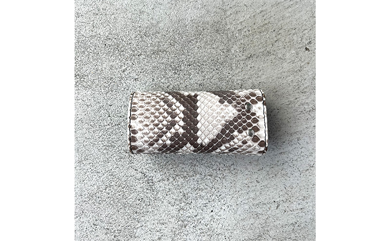 本革 キーケース ダイヤモンドパイソンレザー