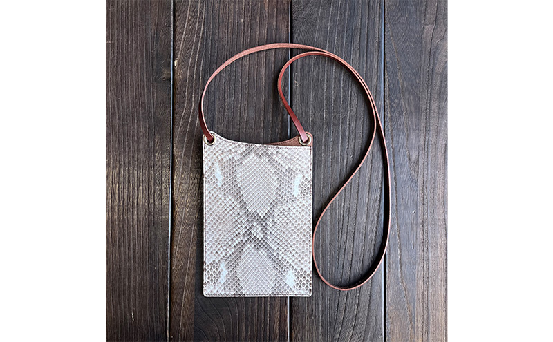 本革 スマホショルダー ダイヤモンドパイソンレザー ブラウンベース