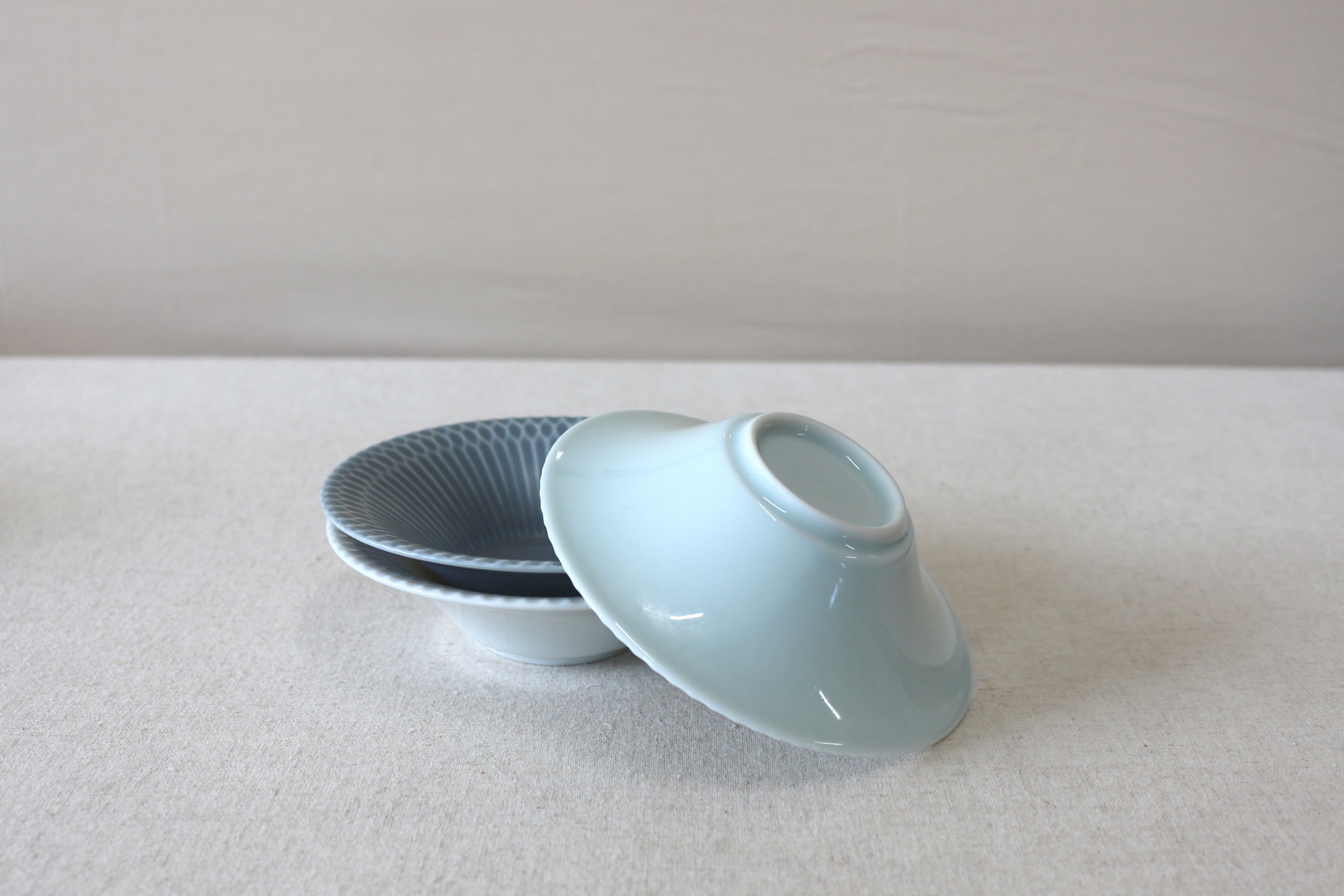 【美濃焼】 さざなみ 11.5反小鉢 3色セット 白 青白 ブルーグレー 瑞浪市 / JS企画 皿 お皿 プレート 食器 小鉢 鉢 [AZAZ093]