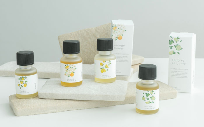 【12/24までの決済で年内発送】異なるシトラスを楽しめる オリジナル ブレンドアロマ 4種セット 瑞浪市 / 生活の木 瑞浪ファクトリー直送 エッセンシャルオイル 精油 [AZBE040]