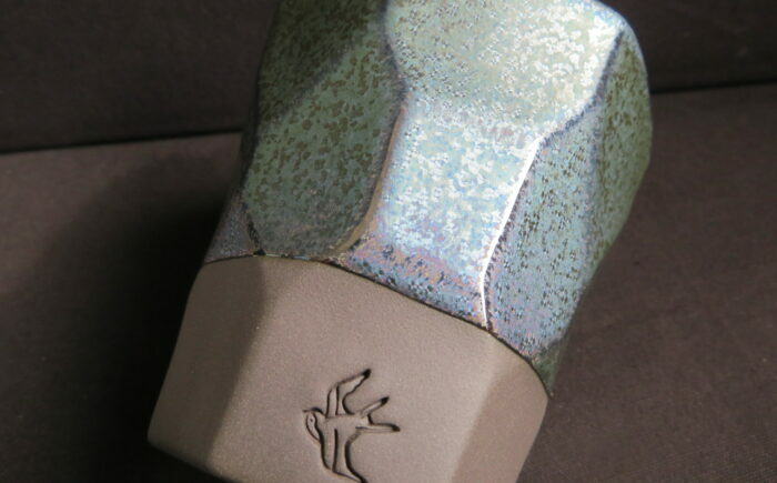 【美濃焼】 つばめ工房 黒土 フリーカップ ブルーメタリック 瑞浪市 / 大恵 陶磁器 食器 ギフト [AZBG007]