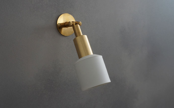 CTSH LIGHT. Mjuk ミューク ＜白磁オールド E17＞ 壁付け ブラケットライト 瑞浪市 / ジオニック 照明器具 ソケット 真鍮 ゴールド [AZBQ134]