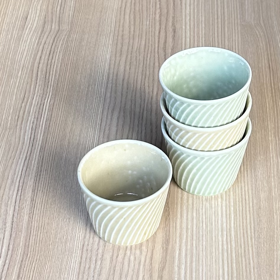 【美濃焼/みずなみ焼】 タック マルチカップ 4個セット おふけグリーン・おふけイエロー 瑞浪市 / 山喜製陶 食器 小鉢 カップ [AZCP065]