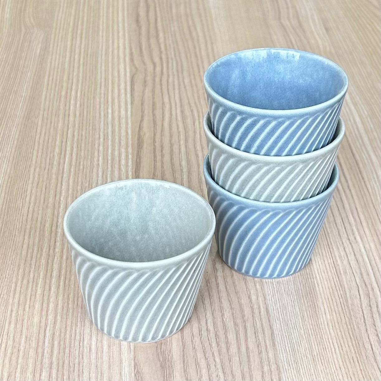 【美濃焼/みずなみ焼】 タック マルチカップ 4個セット ブルーグレー・くすみグレー 瑞浪市 / 山喜製陶 食器 小鉢 カップ [AZCP067]