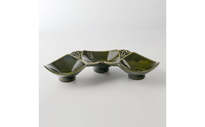 【美濃焼】 asumi(彩澄) 21cm 三連花皿 オリーブ ・ パープル 箱入り 2色セット 78193702 瑞浪市 / やまに 食器 小鉢 リサイクル [AZCR015]