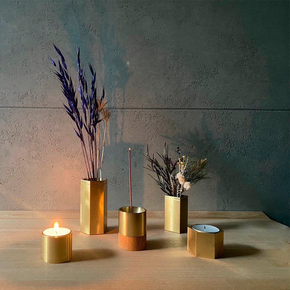 CTSH LIGHT. 一輪挿し＜SQUARE＞ 瑞浪市 / ジオニック インテリア フラワーベース 真鍮 ゴールド [AZBQ127]