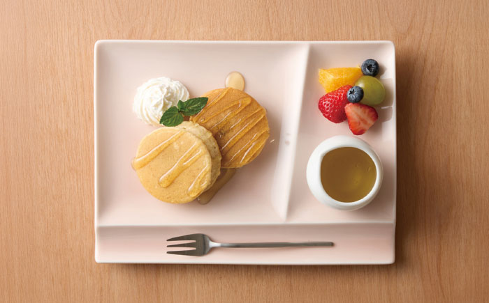 【美濃焼】 グッドデザイン賞受賞 miyama. 箸置き付仕切り皿 isola(イゾラ) パレットプレートL 桃釉 3枚 瑞浪市 / ミヤマプランニング 食器 プレート 仕切り皿 プレート 皿 [AZCM109] 桃釉