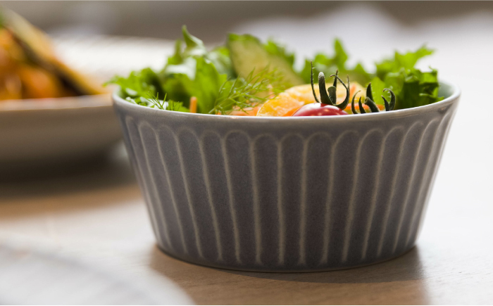 【美濃焼/みずなみ焼】 しのぎ カレーパスタ皿＆サラダボウルM 各2個 ブルーグレー・くすみグレー 2色4点セット 瑞浪市 / 山喜製陶 プレート 小鉢 食器 [AZCP024]