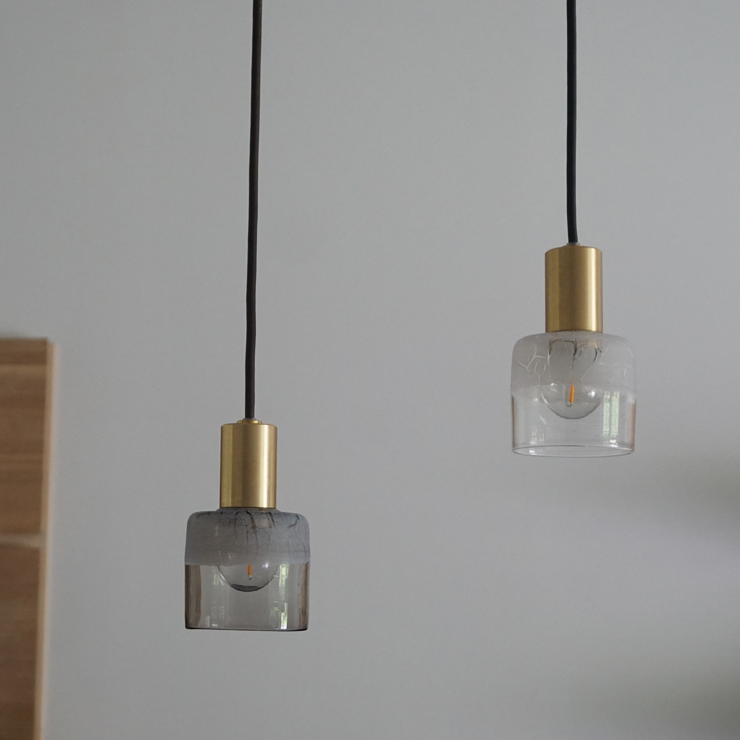 CTSH LIGHT. ペンダントライト＜三日月 : toudo E17 グレー＞ 瑞浪市 / ジオニック 照明器具 ソケット 真鍮 ガラス シェード [AZBQ120]