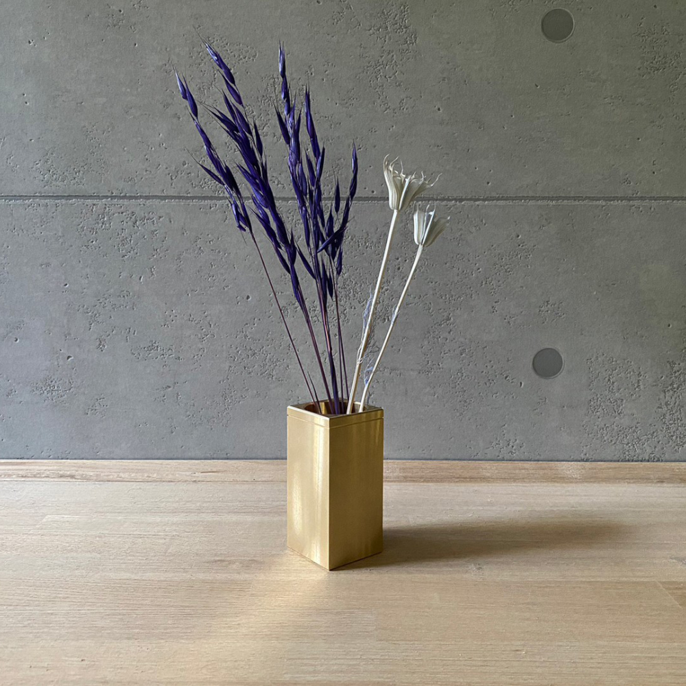 CTSH LIGHT. 一輪挿し＜SQUARE＞ 瑞浪市 / ジオニック インテリア フラワーベース 真鍮 ゴールド [AZBQ127]