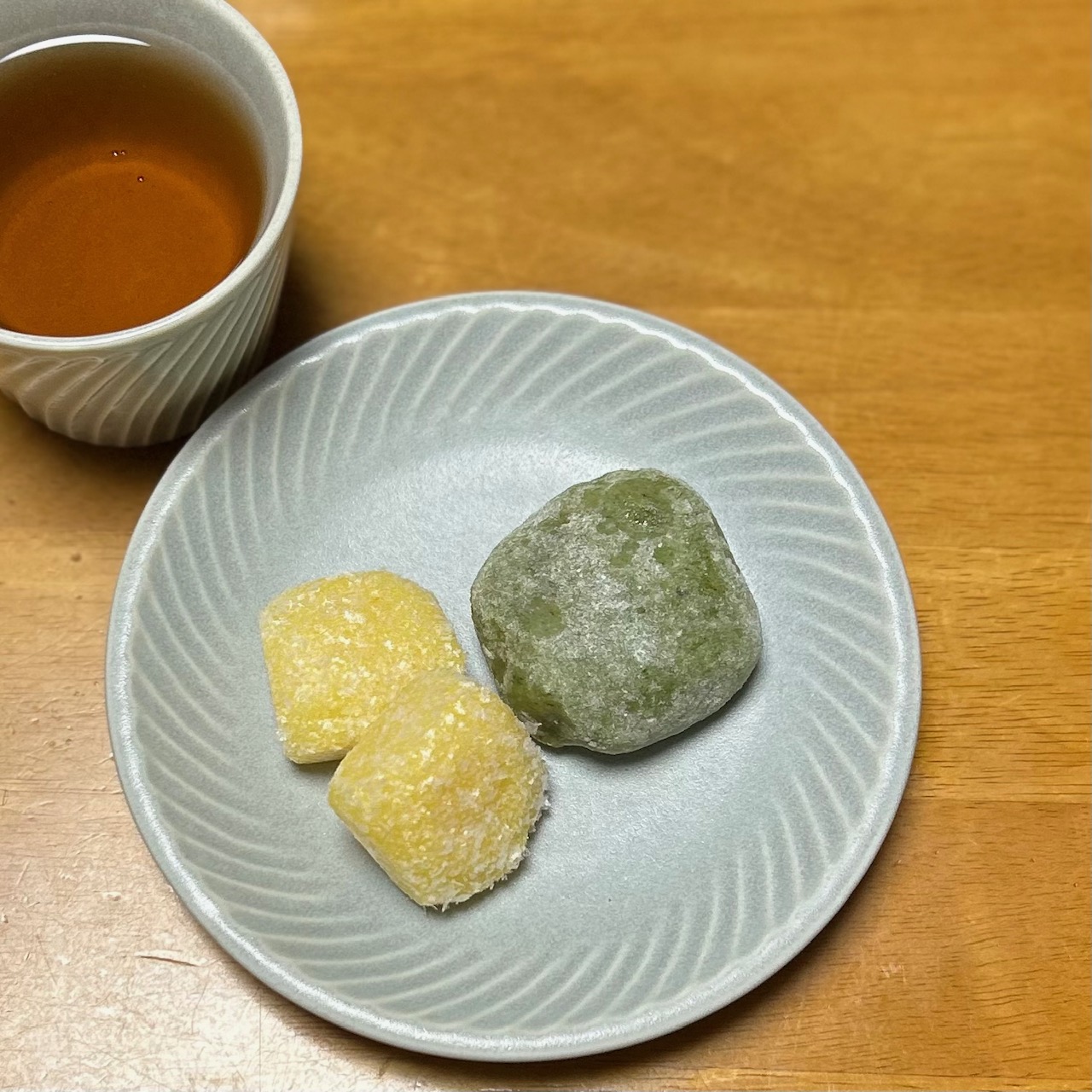 【美濃焼/みずなみ焼】 タック プレートM マルチカップ 2色4点セット ブルーグレー・くすみグレー 瑞浪市 / 山喜製陶 食器 皿 小鉢 [AZCP064]