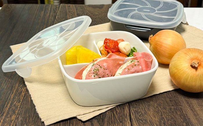 【美濃焼】 磁器製 3つ仕切り鉢 レンジパック付き ホワイト 2個セット 瑞浪市 / 山九製陶所 陶磁器 レンジ対応 白 [AZDL002]