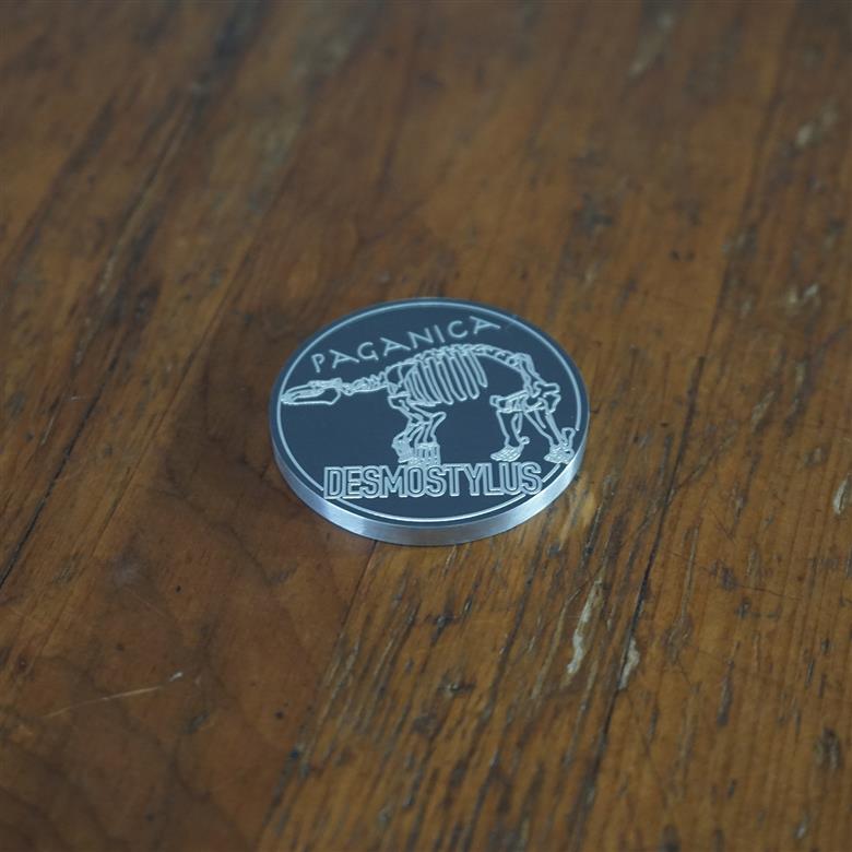 ボールマーカー Desmostylus(PAGANICA TOOLS 瑞浪市 / ジオニック ゴルフ 化石 マーカー [AZBQ026]