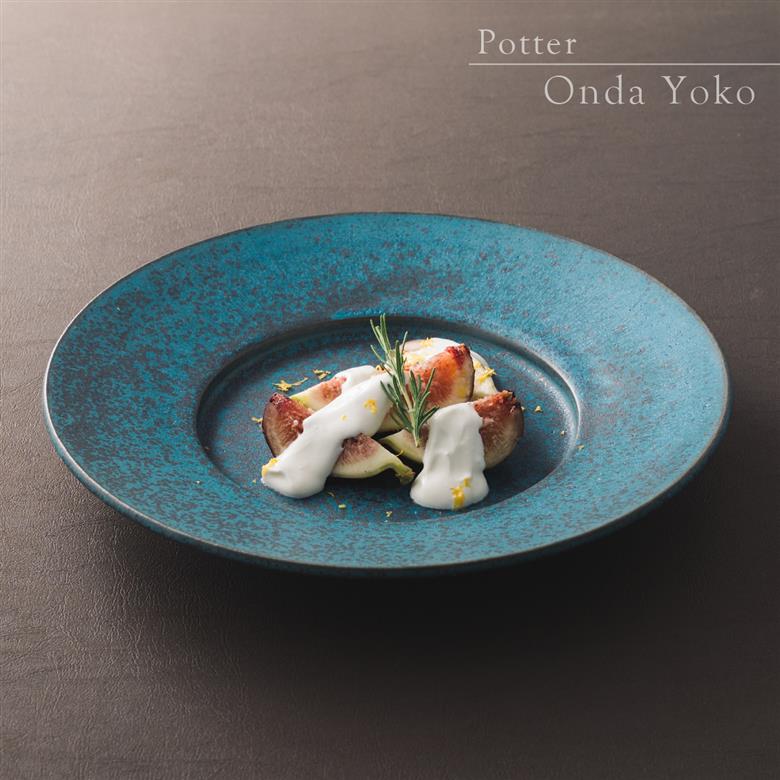 【3色から選べる】 【美濃焼】 恩田陽子 リムプレート L 27.5cm グリーン 瑞浪市 / JS企画 皿 プレート おしゃれ [AZAZ049] グリーン