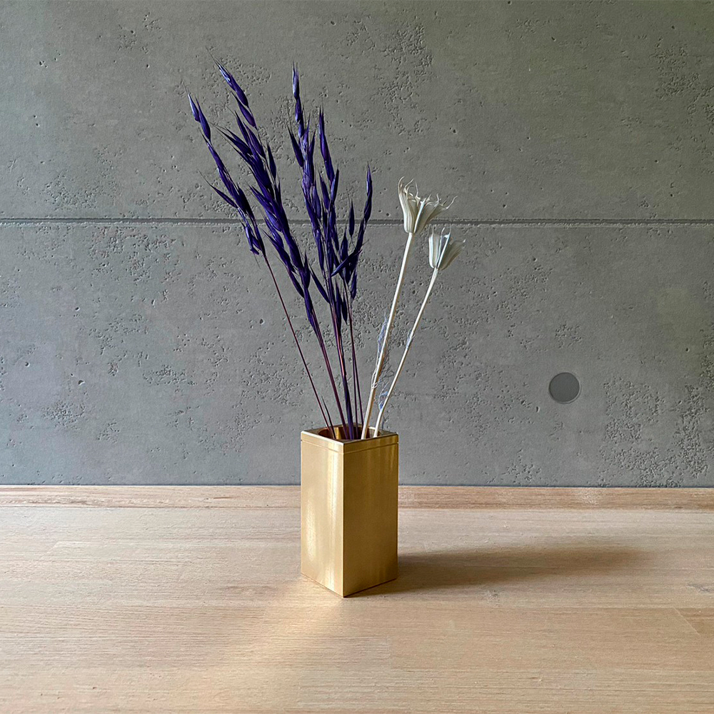 CTSH LIGHT. 一輪挿し＜SQUARE＞ 瑞浪市 / ジオニック インテリア フラワーベース 真鍮 ゴールド [AZBQ127]