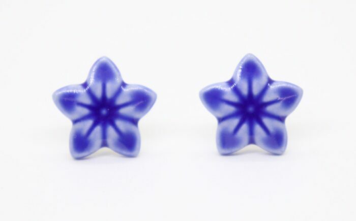 【美濃焼】 ききょう イヤリング 紺色 瑞浪市 / TILEmade タイル アクセサリー ハンドメイド [AZCD011]