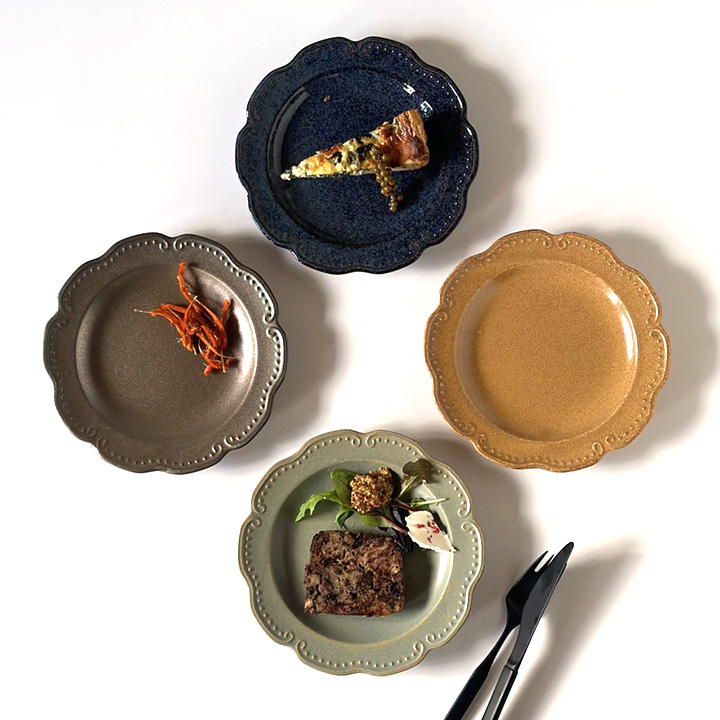 【美濃焼】 リーフリム フラワープレート 17.5cm 窯変紺ネイビー 瑞浪市 / 窯元ロングアイランド ケーキ皿 取皿 中皿 おしゃれ 食器 シンプル レンジ対応 食洗機対応 [AZCU099] 窯変紺ネイビー