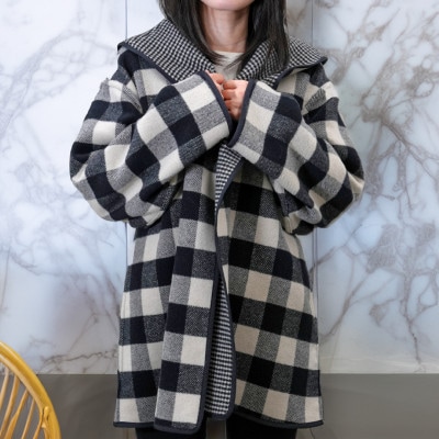 白黒リバーコート