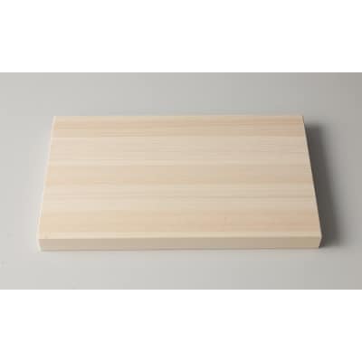 大工が作ったカッティングボードと桧のまな板