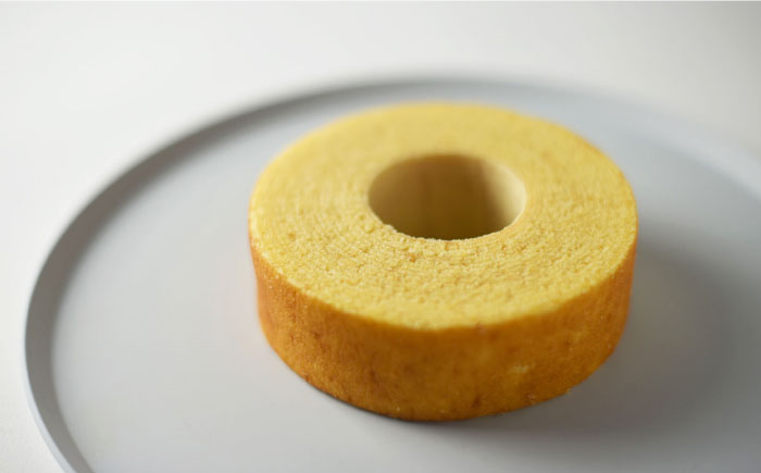 バウムクーヘンA（プレーンホール＋さつまいも＆いちごカット）/ バウムクーヘン はうむくーへん セット スイーツ 洋菓子 グルテンフリー / 恵那市／クリエイティブファーマーズ [AUAH017]