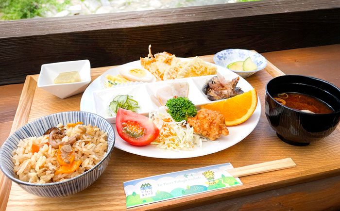 上矢作道の駅「ラ・フォーレ福寿の里」レストランペアお食事優待券（里山定食ドリンク付き）/ 食事券 レストラン チケット 利用券 ペア食事券 / 恵那市 / 福寿の里上矢作 [AUCL002]