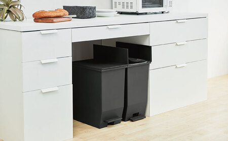 【選べるカラーとサイズ】コンパクト ペダルダストボックス 20リットル ブラック 1個 / ダストボックス ゴミ箱 ごみ箱 / 恵那市 / 東谷株式会社 明智流通センター [AUAD087] ブラック 20L