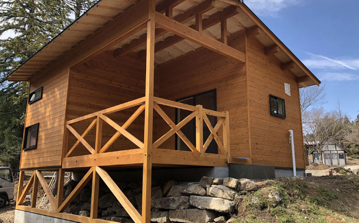 飯地高原自然テント村 薪ストーブ付キャビン ハイシーズン4カ月前優先予約宿泊券 / キャンプ テント 宿泊 宿泊券 アウトドア / 恵那市 / 飯地高原自然テント村 [AUAG003]