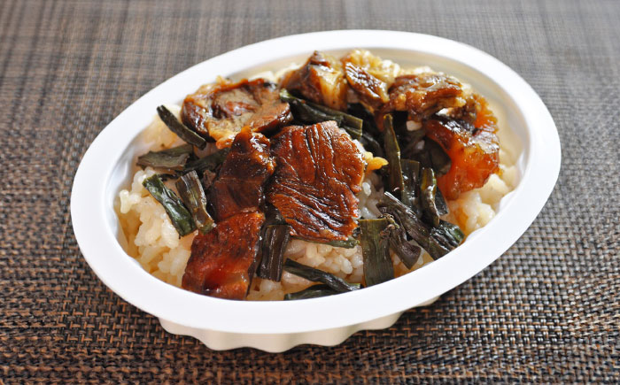 松阪牛ひつまぶし 1人前×2個セット レトルト タレと山椒の小袋付き 牛肉 ご飯 保存食 恵那市 / テンポイント [AUEU033] 2個