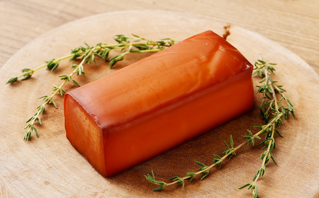 野艸煙小屋のスモークチーズ 4本入り 1箱（80g×4本） スモークチーズ チーズ おつまみ 燻製 桜薫製 岐阜県 美濃加茂市