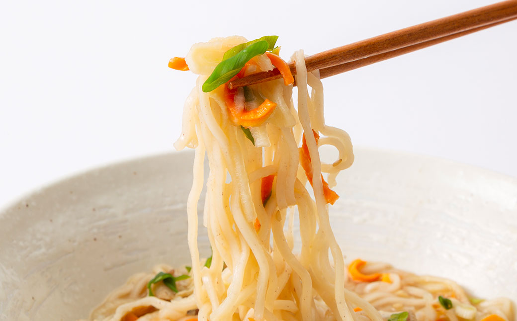 野菜いっぱい十穀らーめん。99g×3個入り