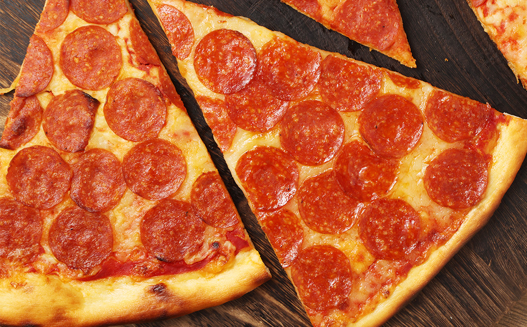 ニューヨークピザ ペパロニ ホール 8カット｜CAFÉ & PIZZA DELTA ピザ 冷凍 冷凍ピザ 国産小麦 人気 M19S29